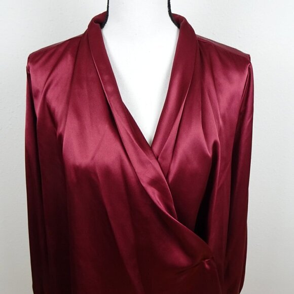 Calvin Klein Faux Wrap Blouse Top Women's Plus Size 1X Red Satiny Dressy - Picture 2 of 9